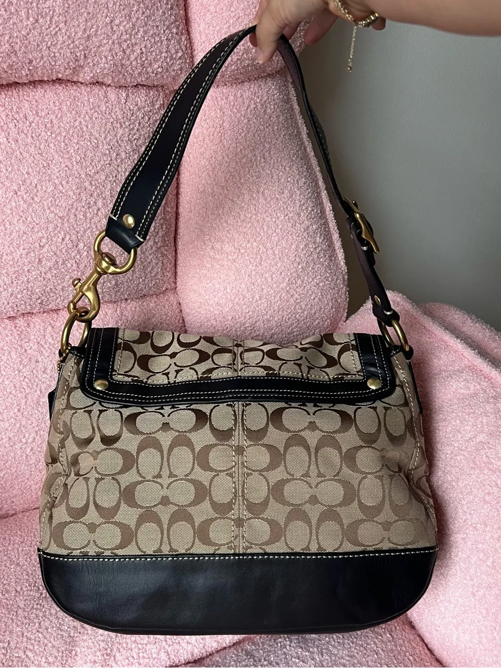 Vintage Coach Signature Legacy Turnlock Ali Shoulder Bag